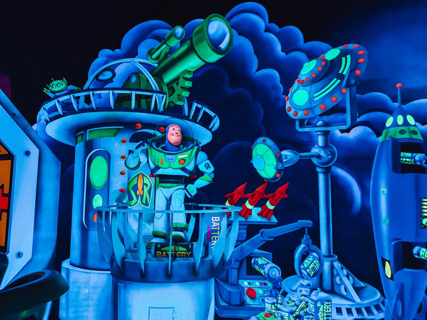 Inside Space Ranger Spin with Buzz