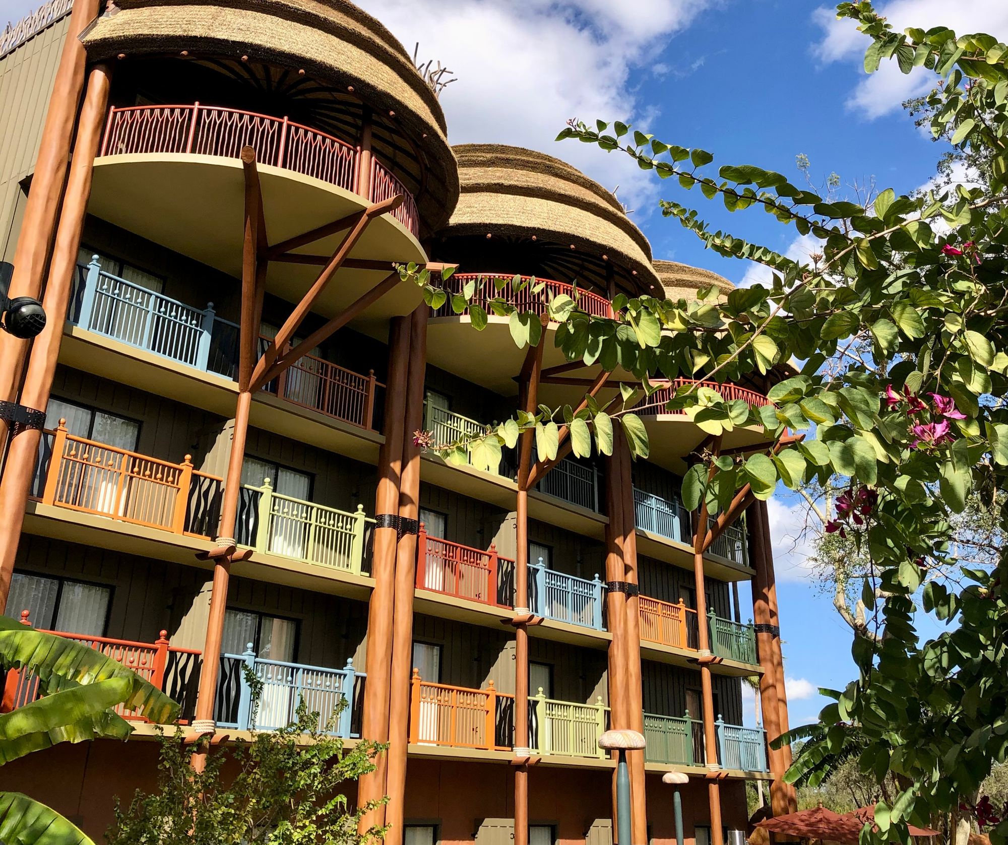 The curved wings of Animal Kingdom Lodge
