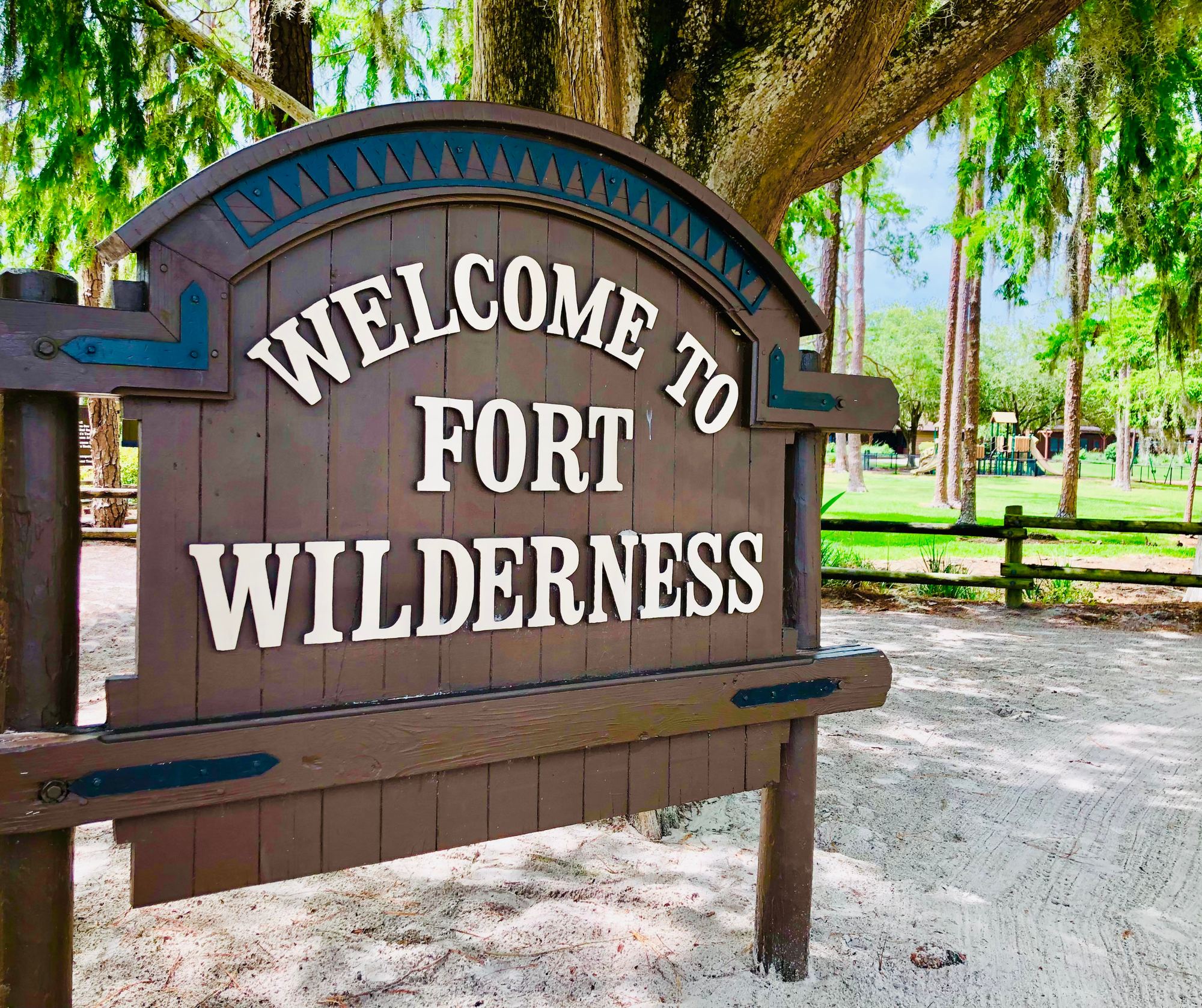 The Fort Wilderness welcome sign