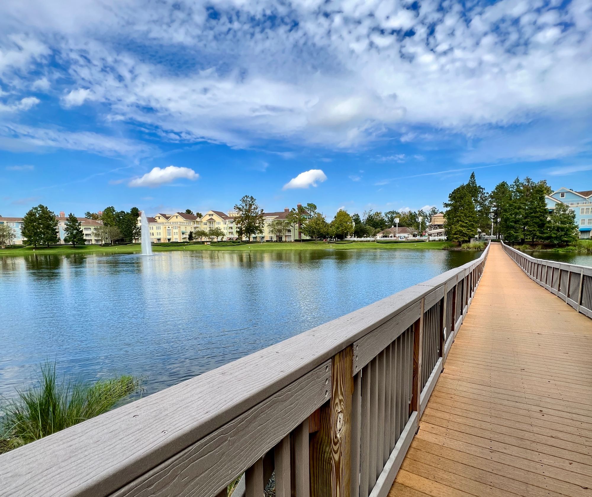 The footbridge across the lake