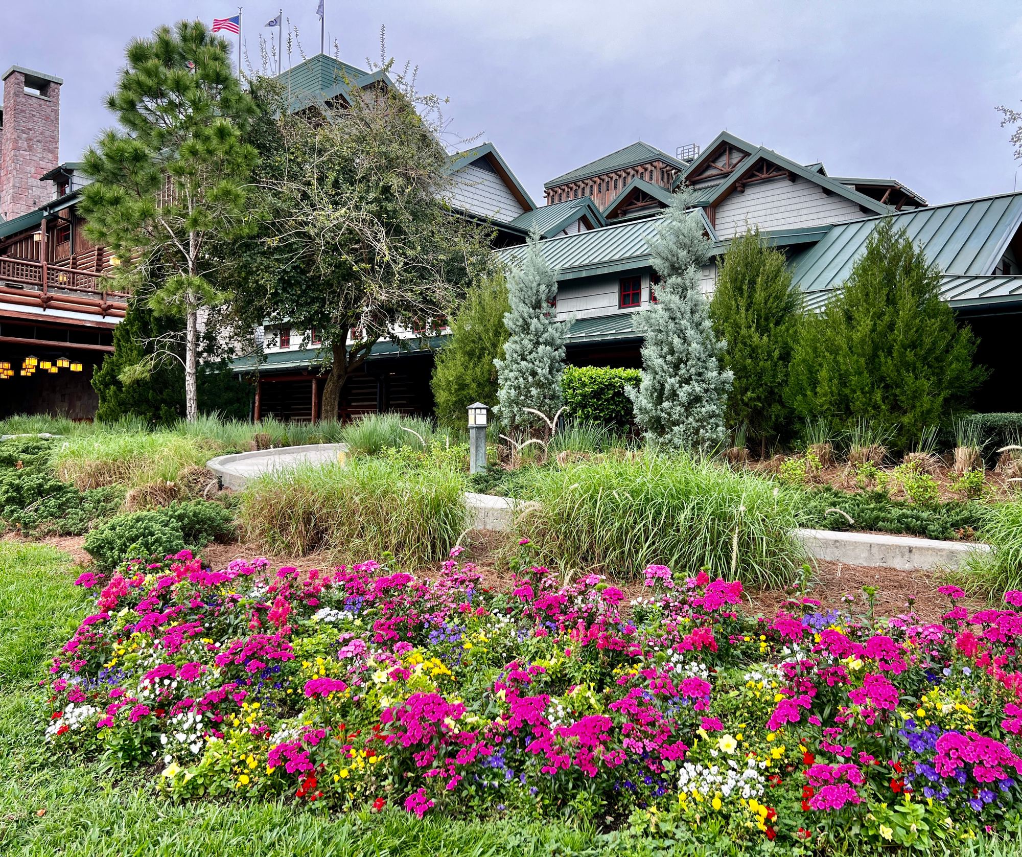 The lodge in bloom