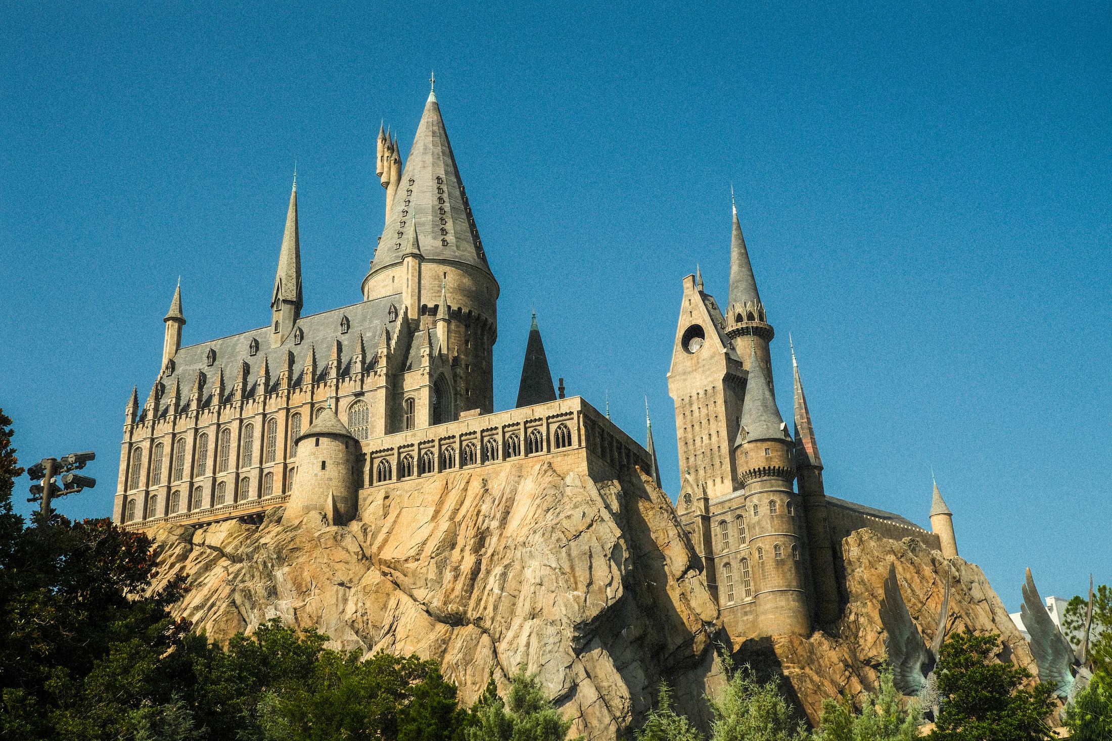 Hogwarts Castle rising over the rocks at Universal's Islands of Adventure